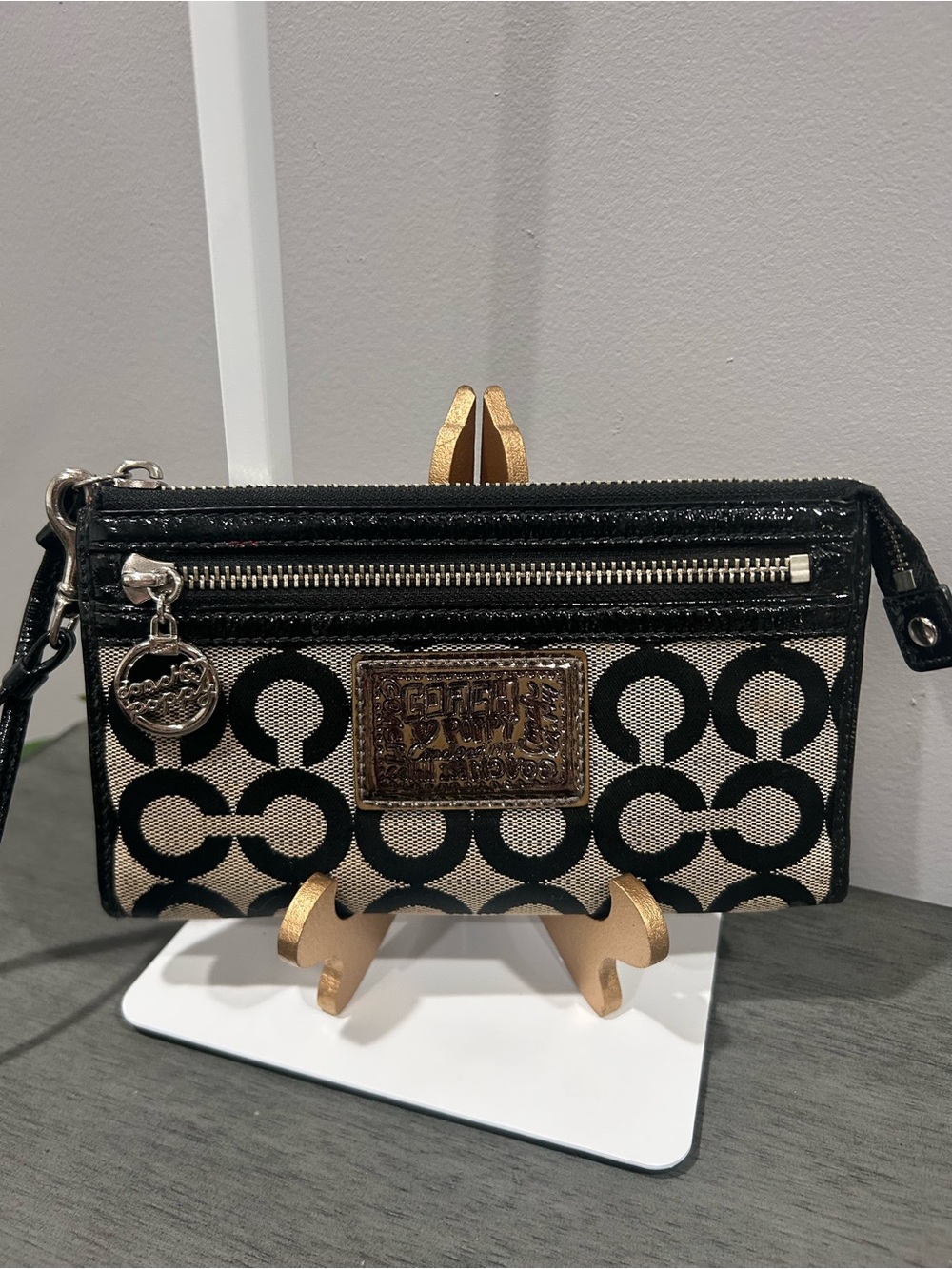 Coach Y2K Poppy OP Art Signature "C" Jacquard wristlet clutch